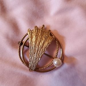 Vintage TK Brooch/Pin